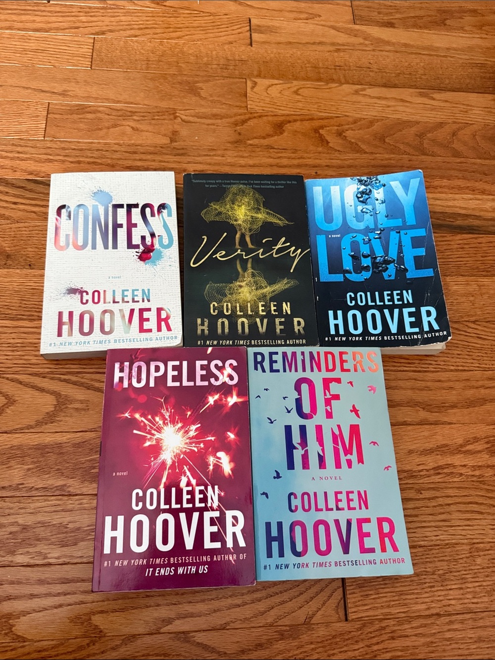 Colleen Hoover book bundle